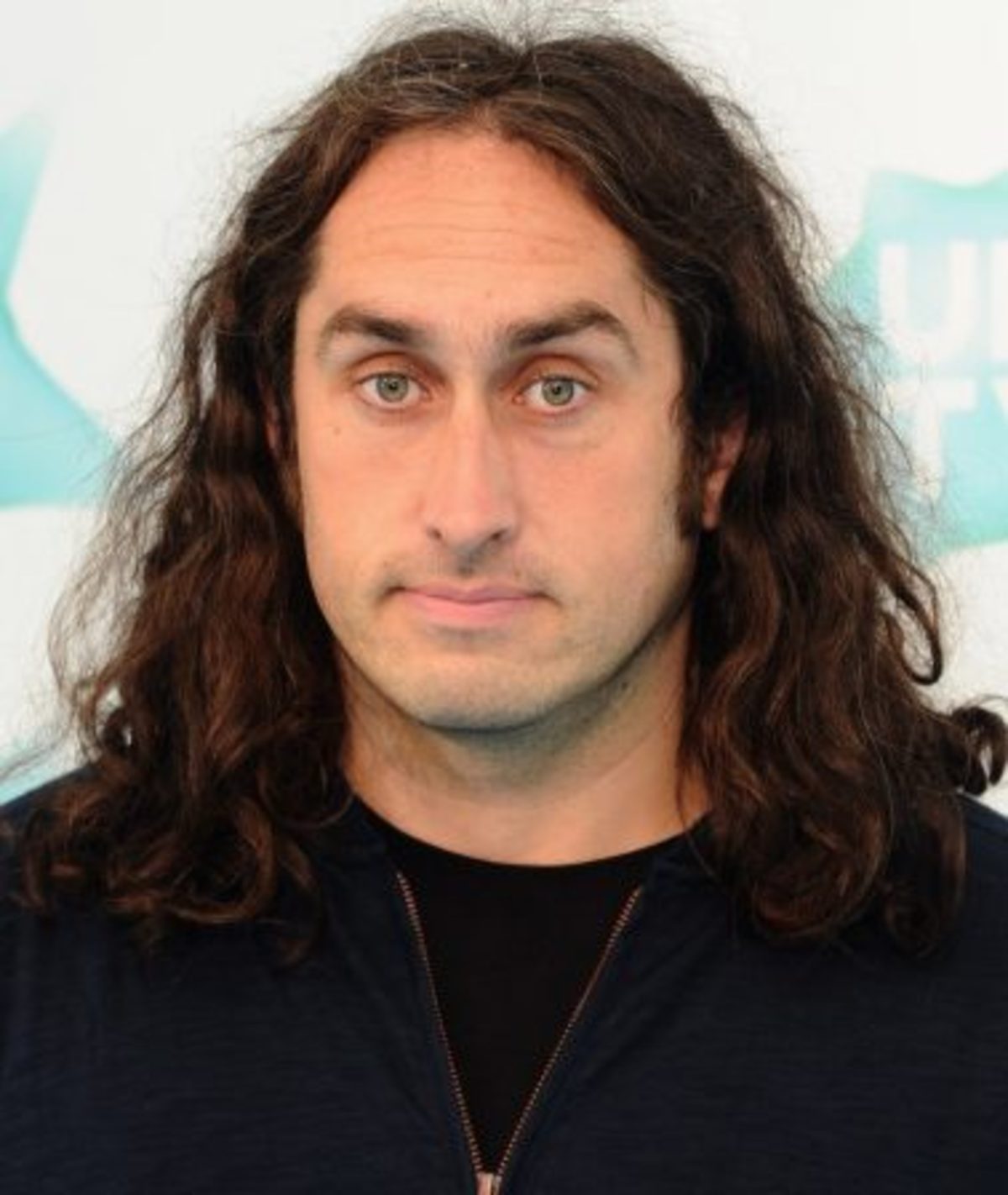 How tall is Ross Noble?